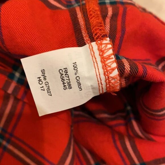 New. J. Crew plaid boyfriend shirt in perfect condition. Size Xs. - Picture 6 of 6